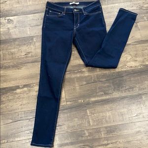 DARK Levi’s 711 Skinny Jeans